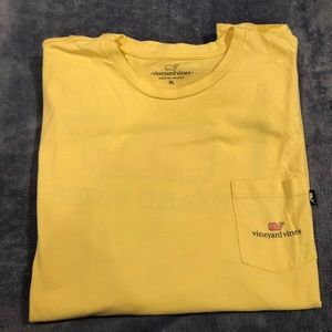 Vineyard Vines t-shirt